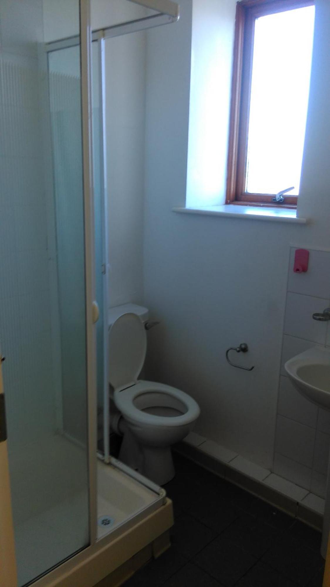 2 Bedroom, 2 Bathroom Apartment ダブリン エクステリア 写真